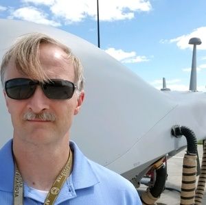 Meet your Posher, Damon